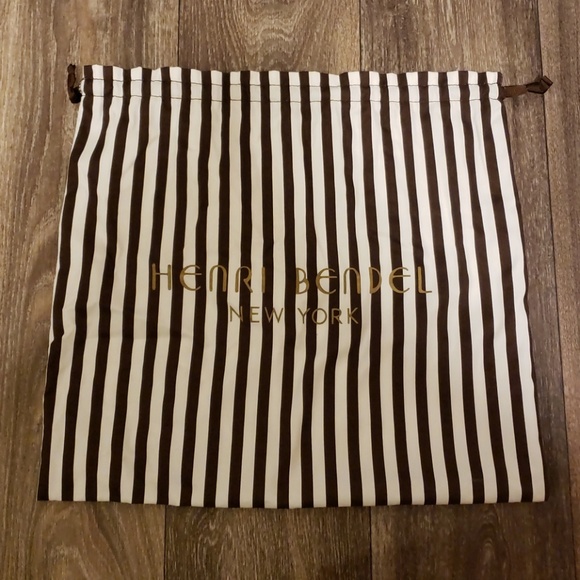 henri bendel Accessories - Henri Bendel Dustbag